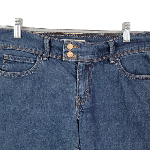 Levi's 515 Vintage Y2K Red Tab Mid Length Dark Wash Denim Jean Shorts Women's 6 - Picture 4 of 15
